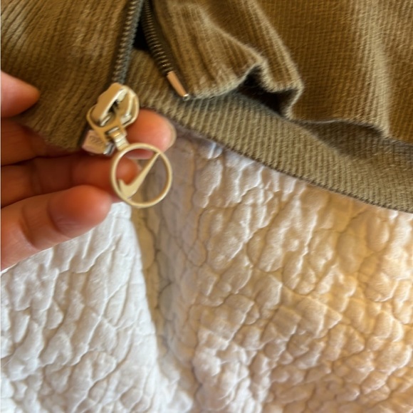 Short sleeve hoodie - Picture 3 of 4